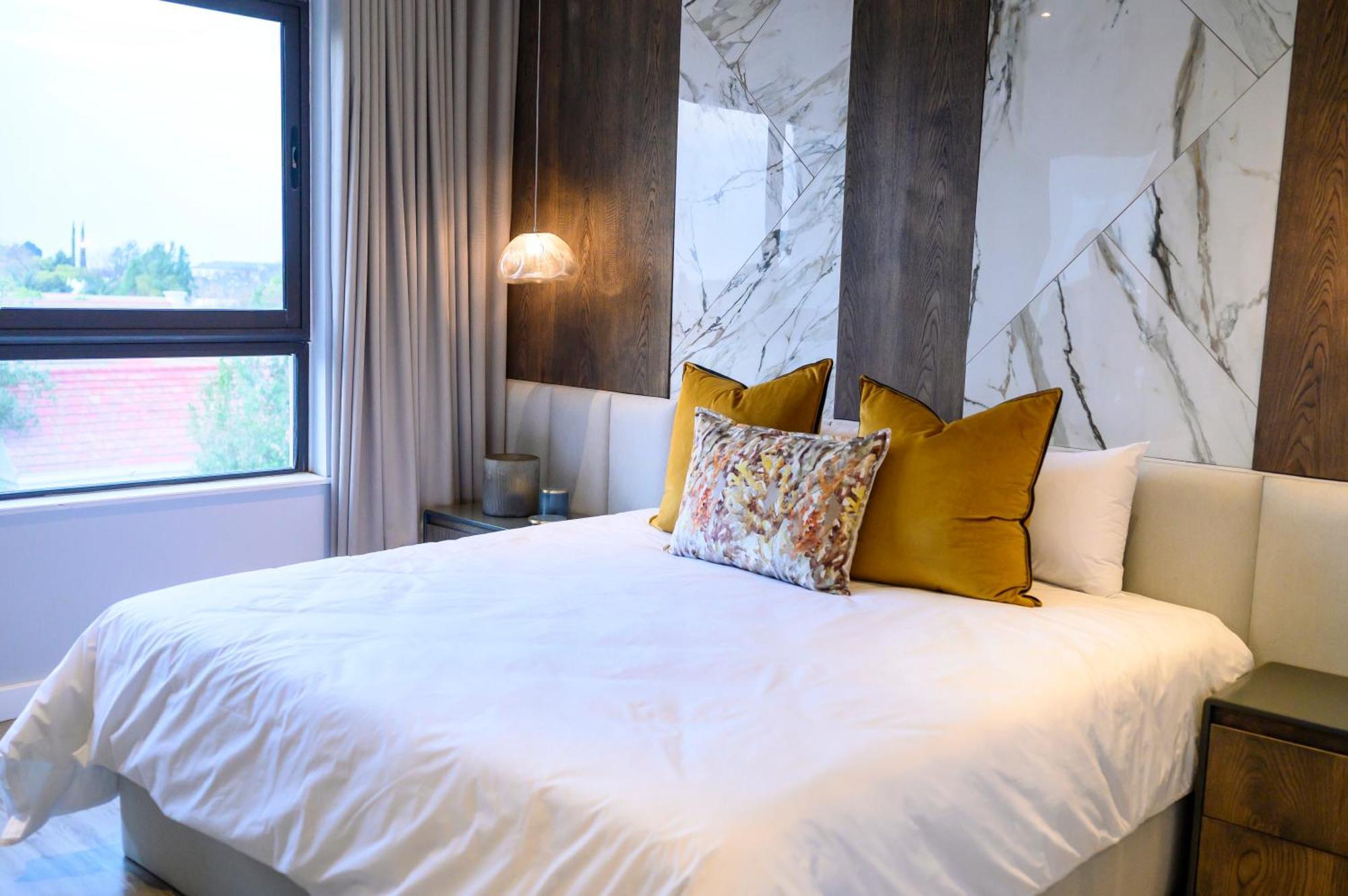 One Hyde Park - Sandton Apartment *